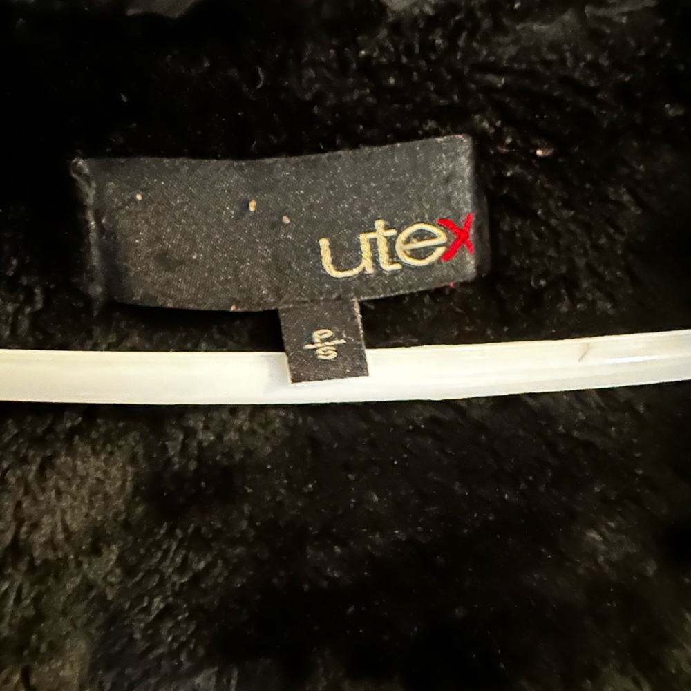 Utex Jacket - image 2